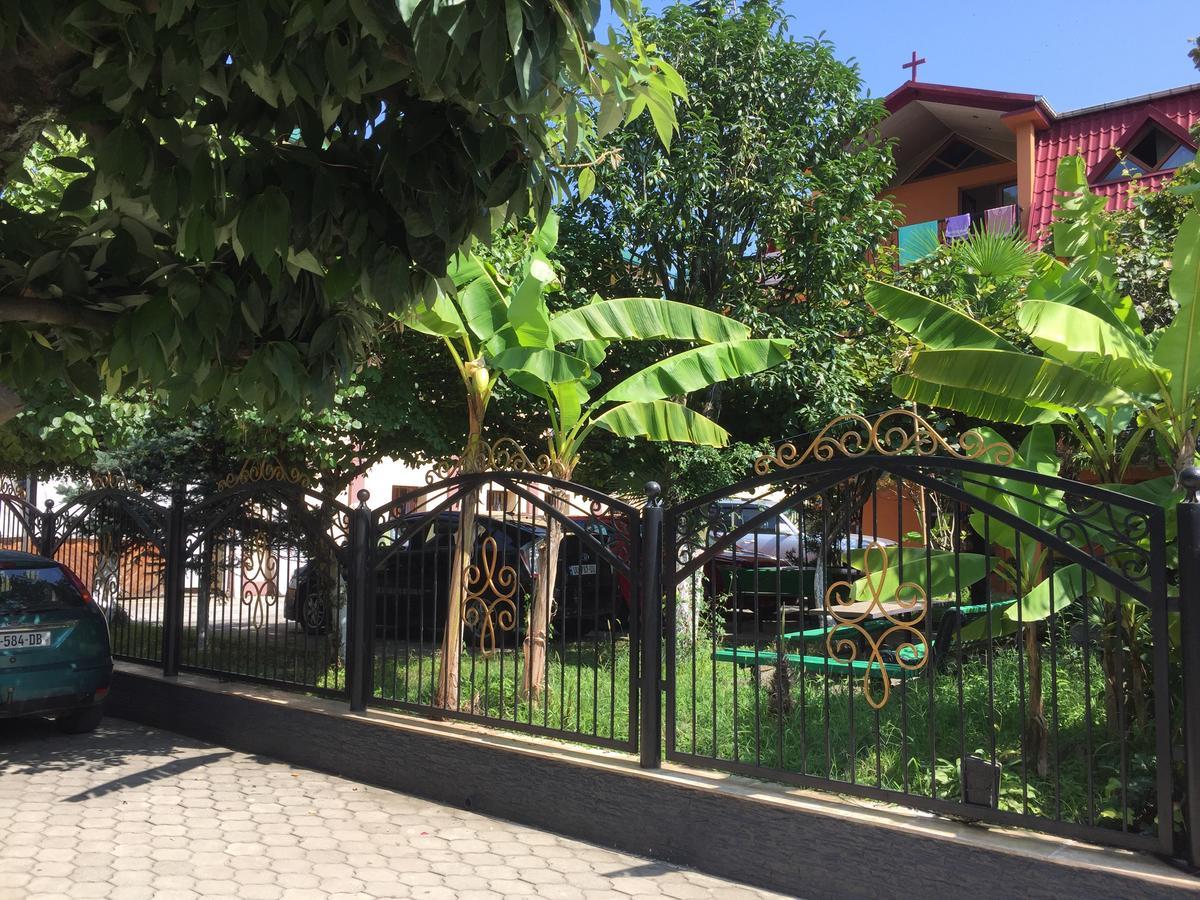 Hotel Estonia Two Kobuleti Bagian luar foto