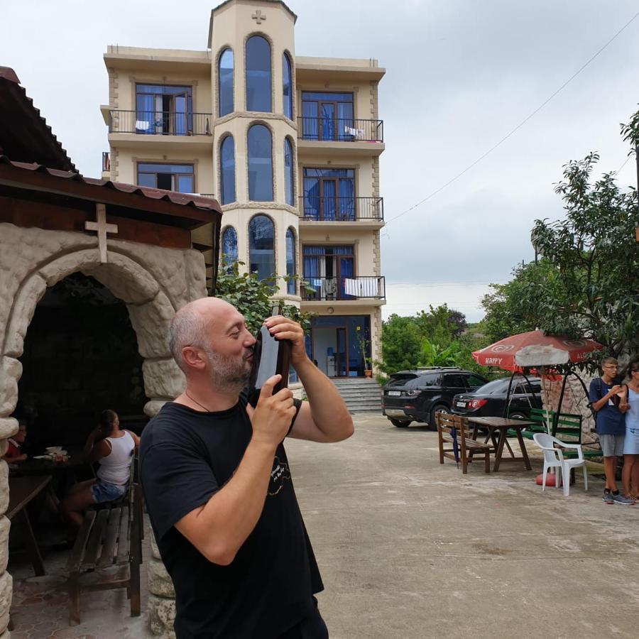Hotel Estonia Two Kobuleti Bagian luar foto